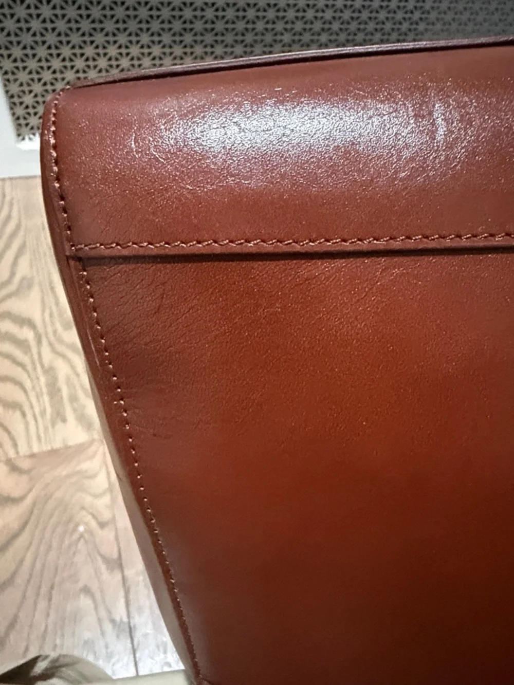 Vintage Etienne Aigner Bag - Picture 4 of 9